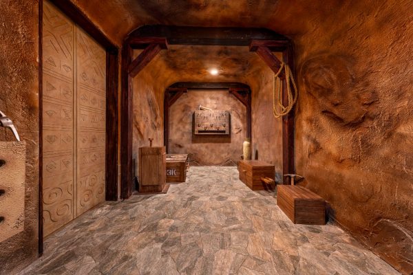 Atlantis Tunnel — PanIQ Room Las Vegas Escape Passage — 360° virtual tour