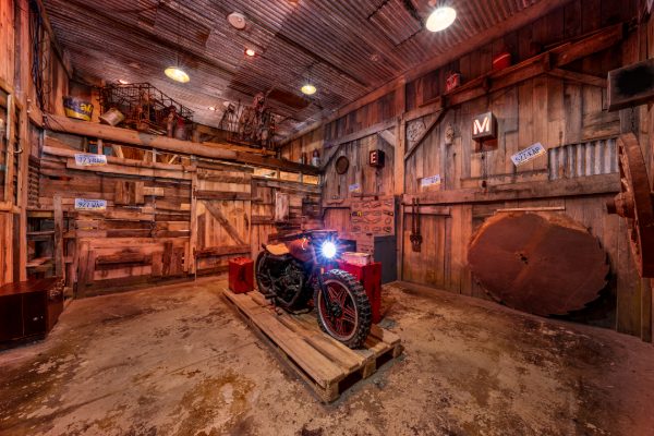 Zombie Outbreak — PanIQ Room Las Vegas Survival Escape Room — 360° virtual tour